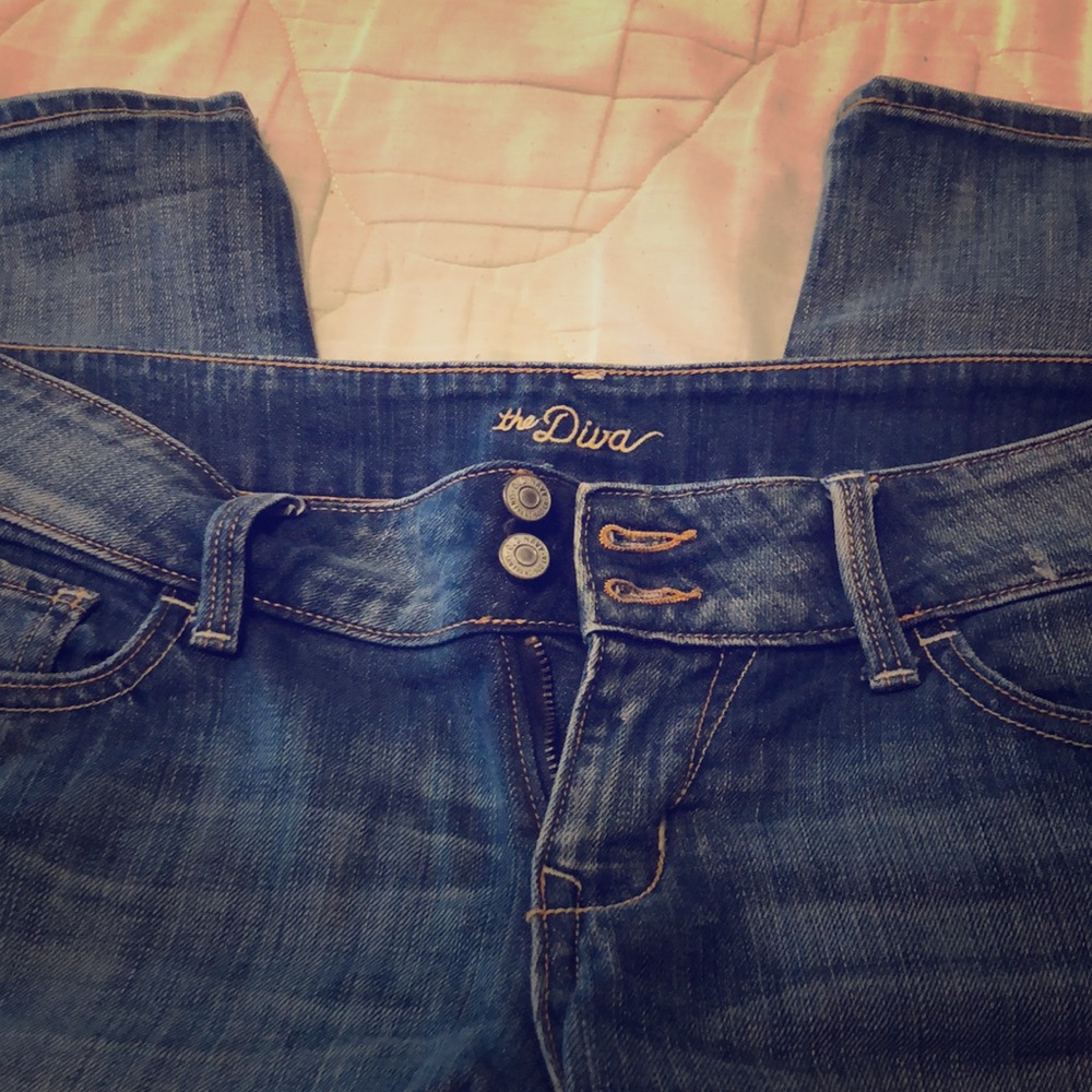 Diva capris.